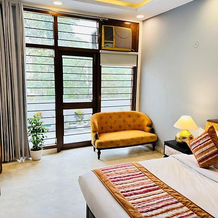 Grove Residency Hauz Khas New Delhi Couple Friendly Hotel Ngoại thất bức ảnh