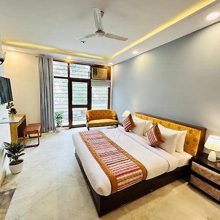Grove Residency Hauz Khas New Delhi Couple Friendly Hotel Ngoại thất bức ảnh