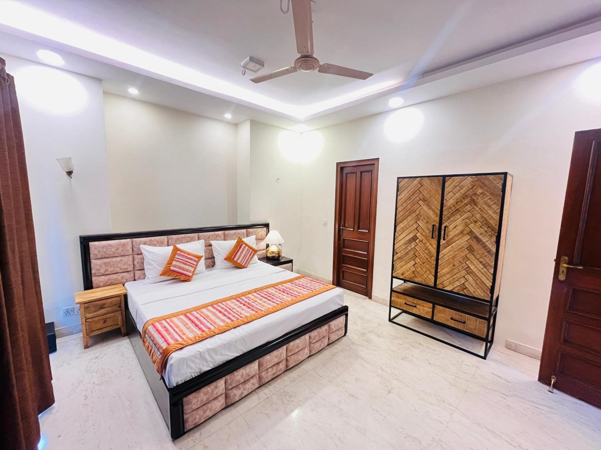 Grove Residency Hauz Khas New Delhi Couple Friendly Hotel Ngoại thất bức ảnh