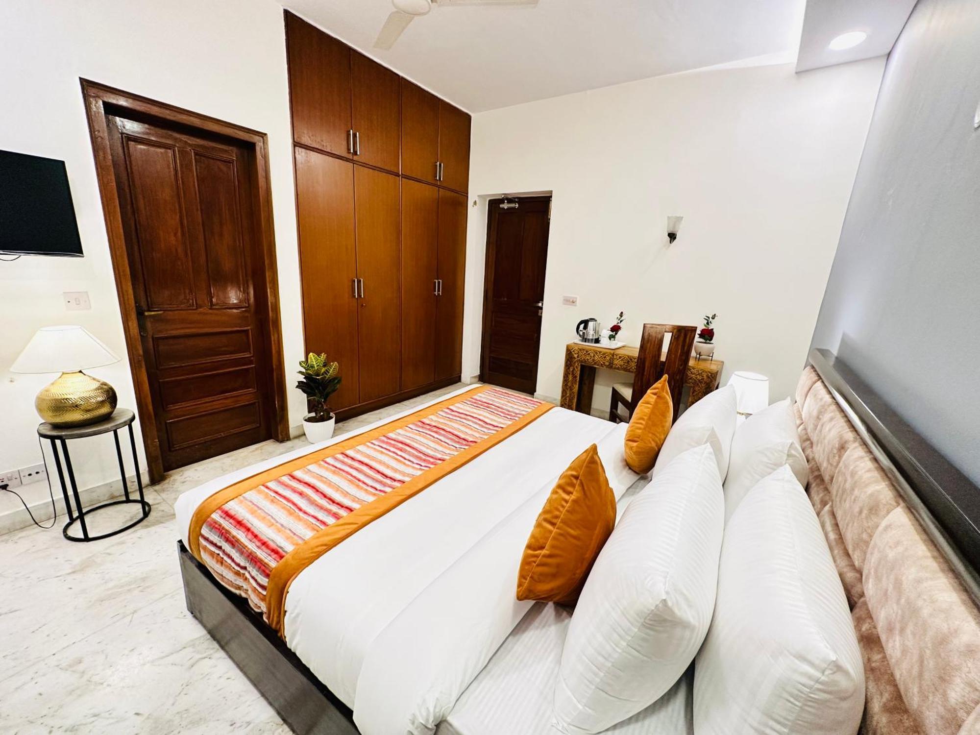 Grove Residency Hauz Khas New Delhi Couple Friendly Hotel Ngoại thất bức ảnh
