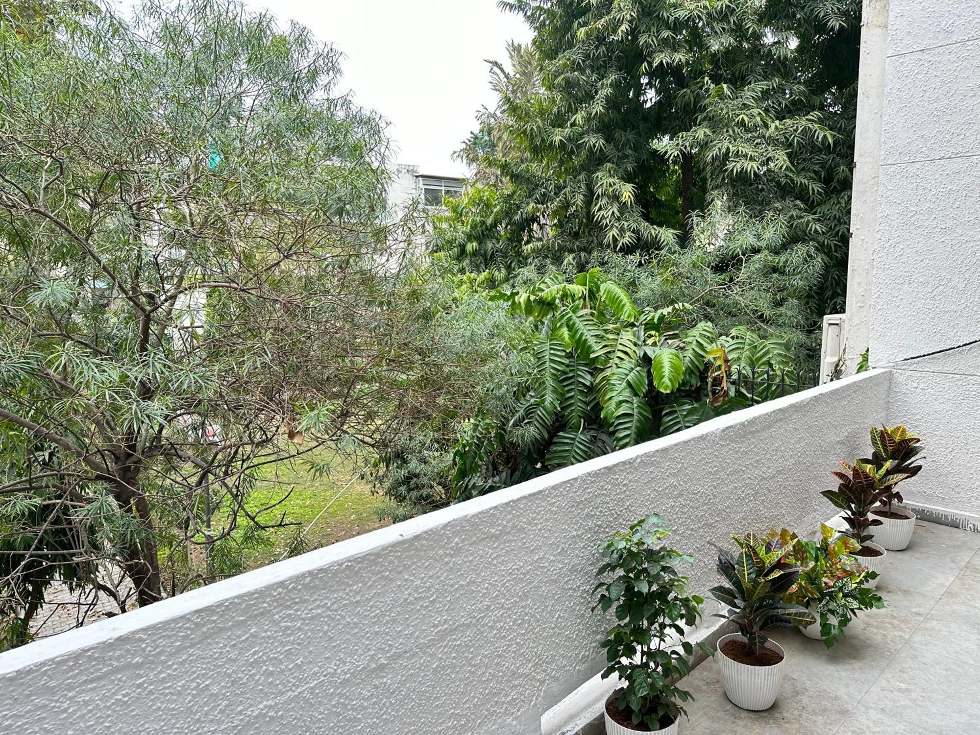 Grove Residency Hauz Khas New Delhi Couple Friendly Hotel Ngoại thất bức ảnh