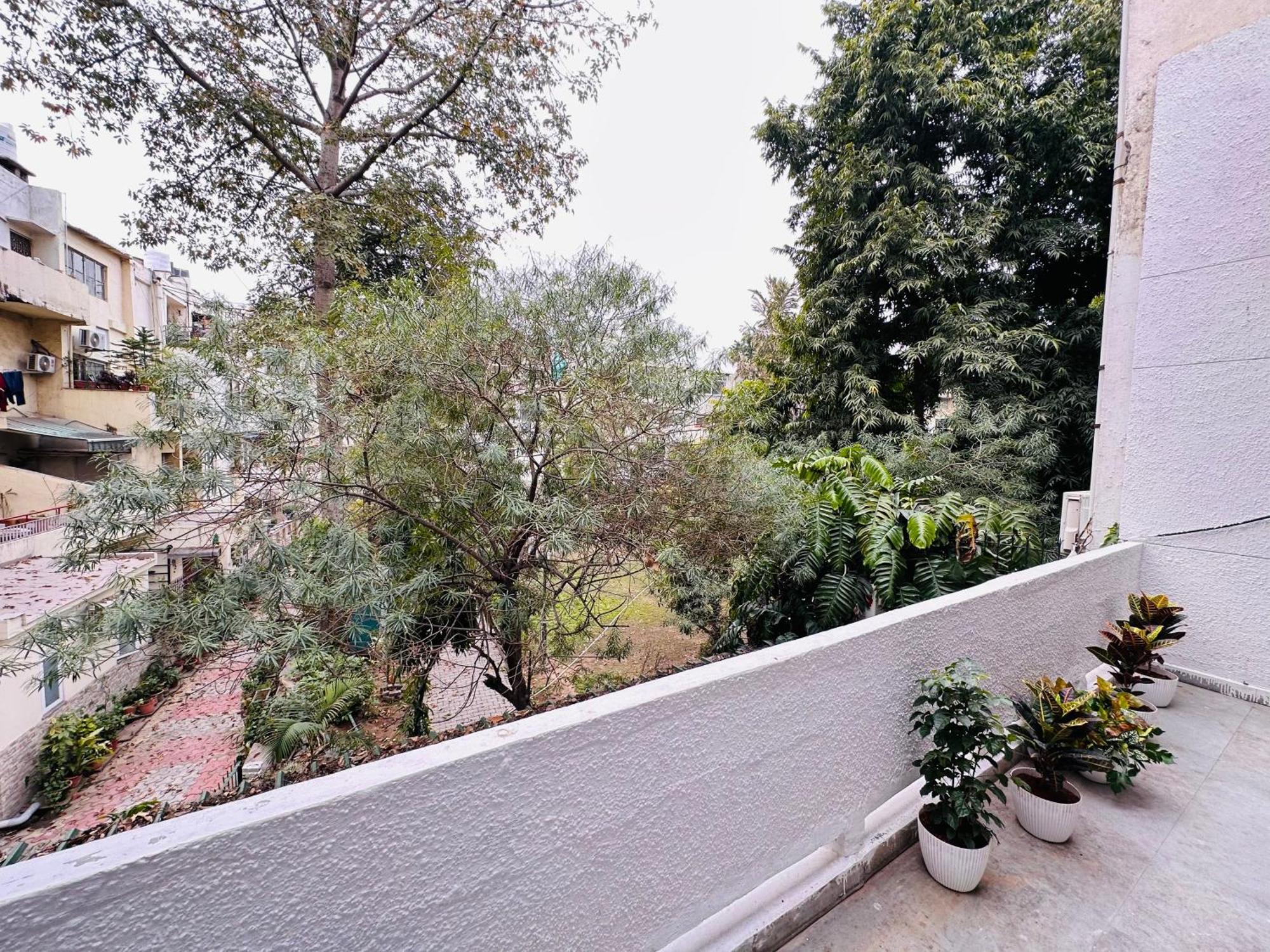 Grove Residency Hauz Khas New Delhi Couple Friendly Hotel Ngoại thất bức ảnh