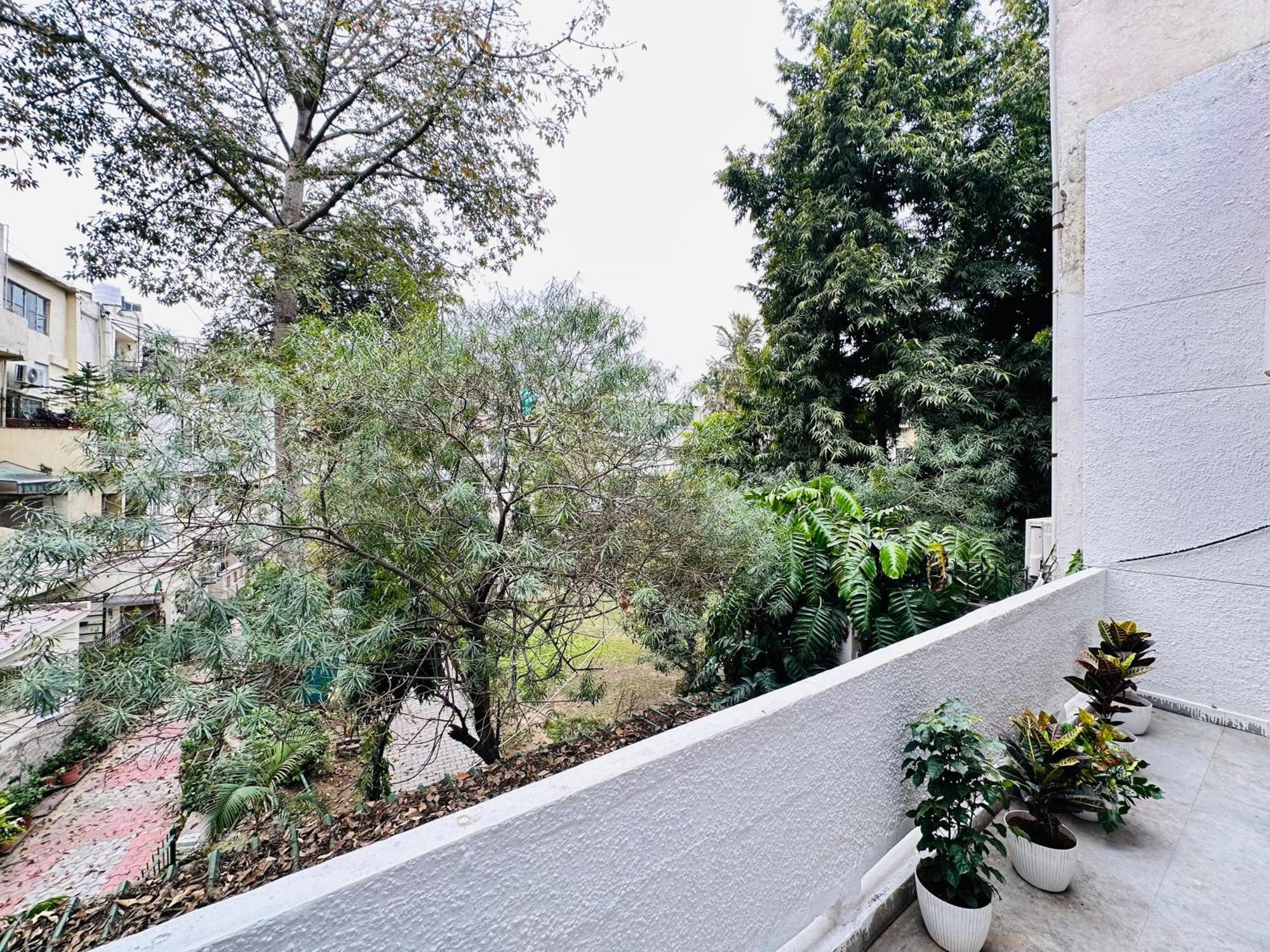 Grove Residency Hauz Khas New Delhi Couple Friendly Hotel Ngoại thất bức ảnh