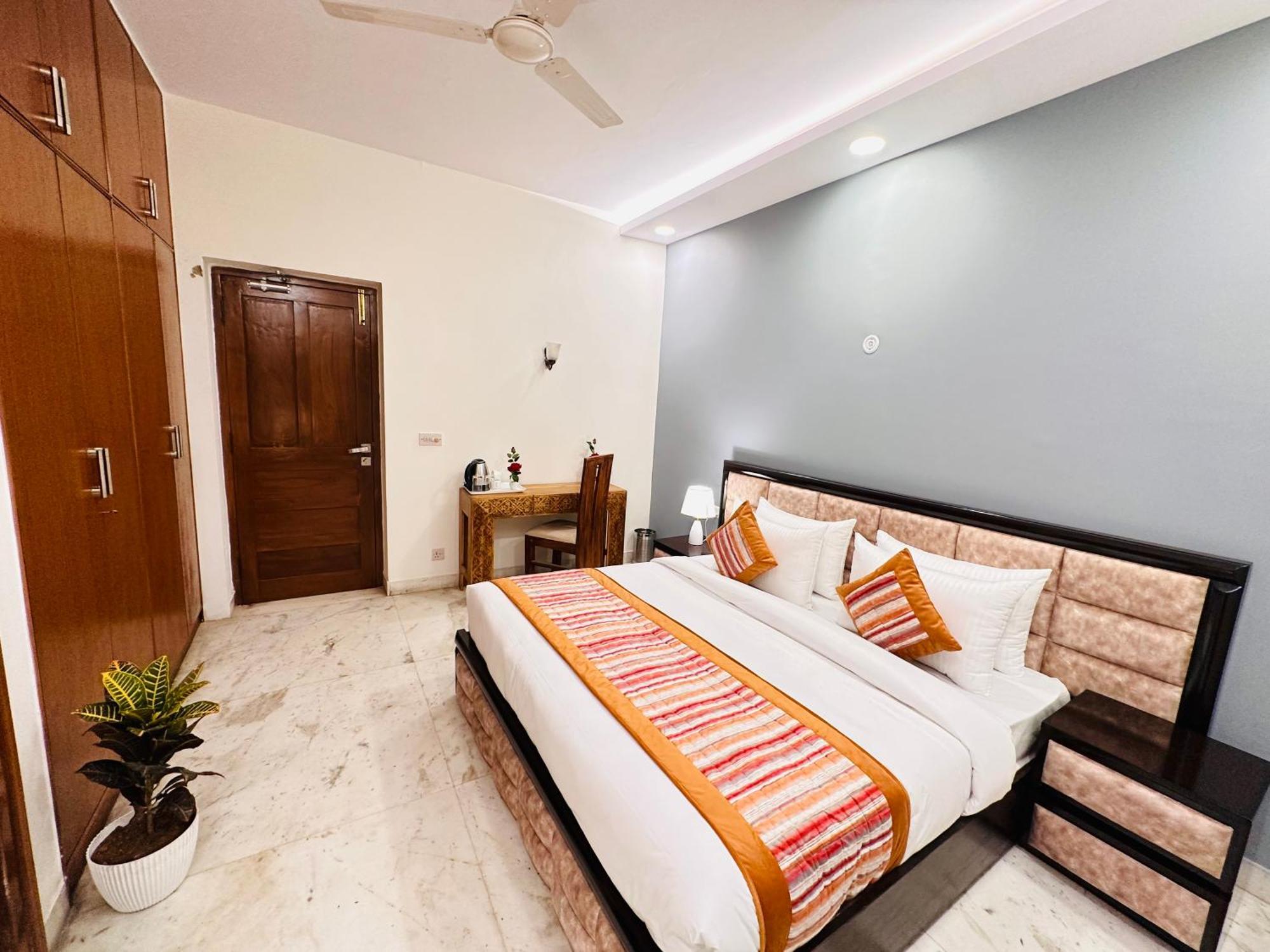Grove Residency Hauz Khas New Delhi Couple Friendly Hotel Ngoại thất bức ảnh