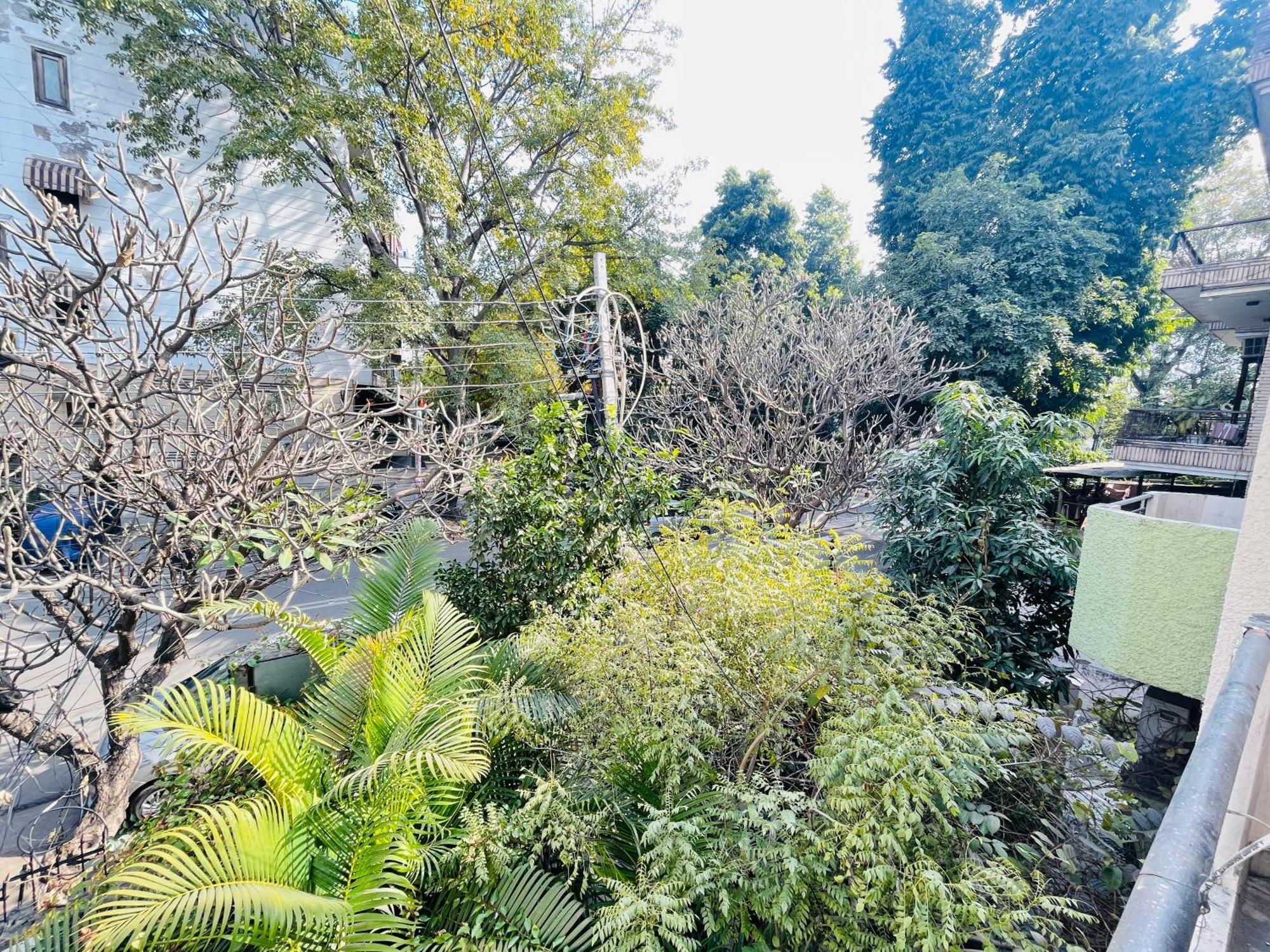 Grove Residency Hauz Khas New Delhi Couple Friendly Hotel Ngoại thất bức ảnh